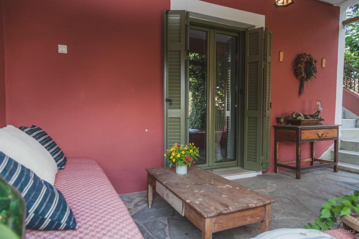 Zacharoulas Katikies Amarynthos Exterior photo